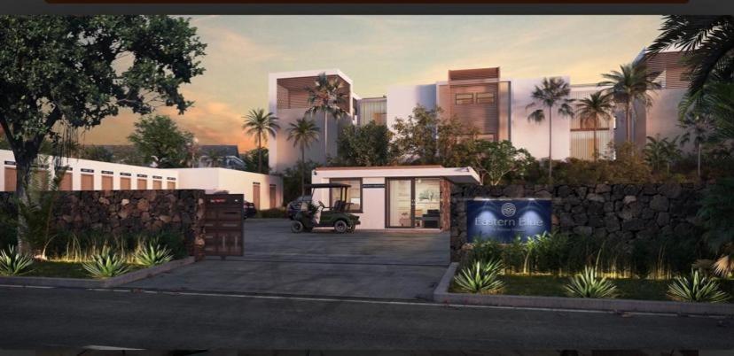 East Coast Beachfront Luxury - Eastern Blue Apartments Poste Lafayette Εξωτερικό φωτογραφία